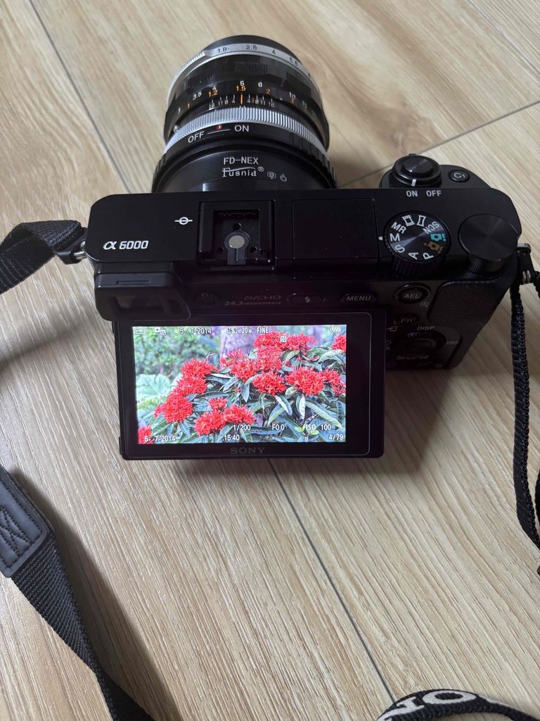 Máy ảnh Sony Alpha A6000 kèm phụ kiện. Mua bán Máy ảnh, Máy quay tại Quận Tân Bình Tp Hồ Chí Minh được đăng bởi huy  hình 1