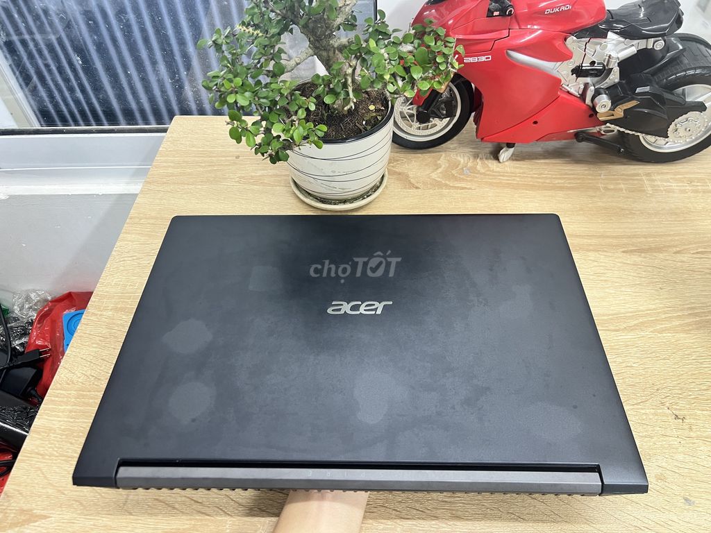 🪻Acer Aspire A715-42G R5 5500U/8/256 GTX 1650 15"6. Mua bán Laptop tại Quận Bình Thạnh Tp Hồ Chí Minh được đăng bởi Nguyễn Công Lý hình 1