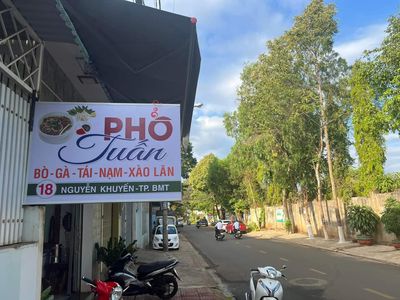 Tuyển Nhân Viên Phục Vụ và Rửa Tô Cho Quán Phở