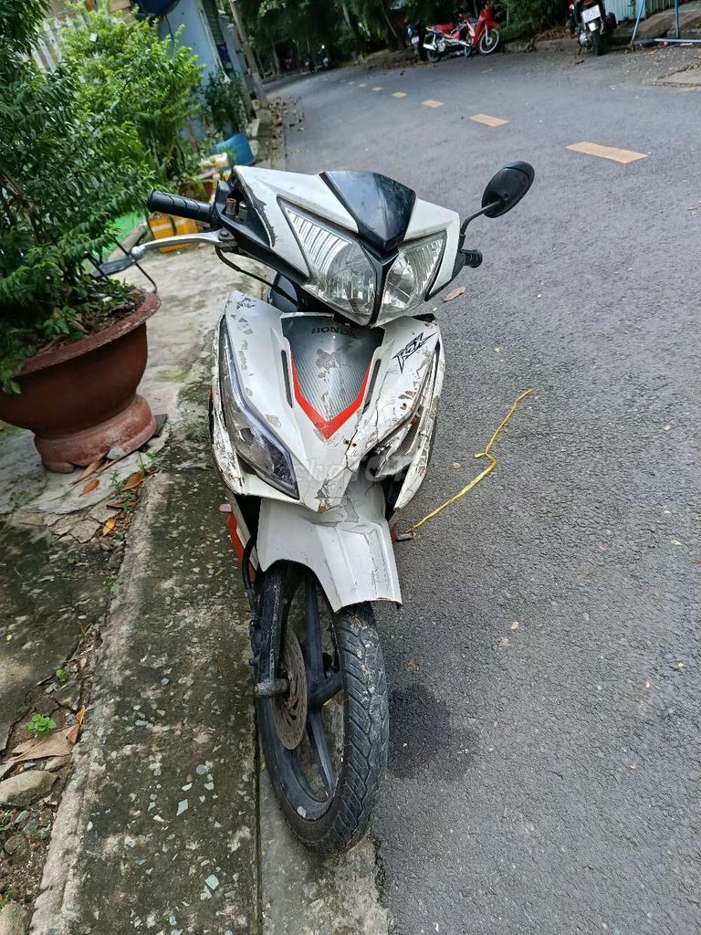 Honda RSX Trắng Đã sử dụng
