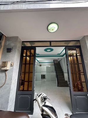 Аренда · 2 комн. · 48 м² · Quận 4, ул. Đường Bến Vân Đồn