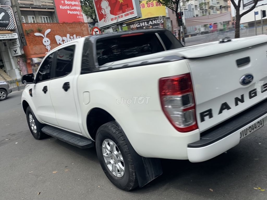 Ford Ranger XLS 2019 Trắng 110.000 km. Mua bán Ô tô tại Quận Tân Phú Tp Hồ Chí Minh được đăng bởi Quang Nguyễn hữu hình 1