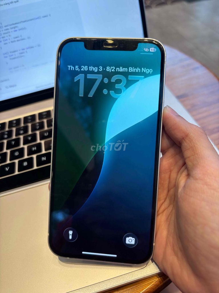 Thanh lý iPhone 12 Quốc Tế Full chức năng. Mua bán Điện thoại tại Quận Liên Chiểu Đà Nẵng được đăng bởi Dũng hình 1