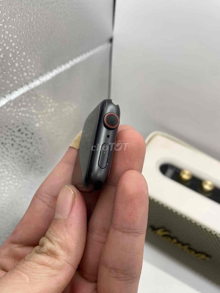 apple watch series 5 44mm nhôm đen ESIM