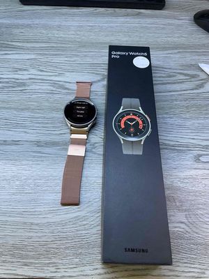 Samsung Watch 5 Pro Full Box Like New