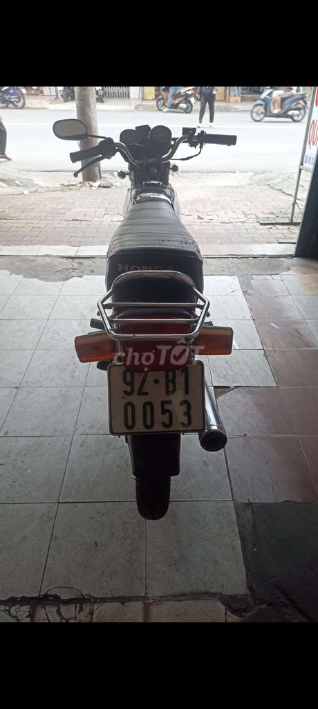 Honda win nhật trùm mền ít sử dụng giấy tờ đầy đủ. Mua bán Xe máy tại Quận 10 Tp Hồ Chí Minh được đăng bởi văn phúc  hình 6