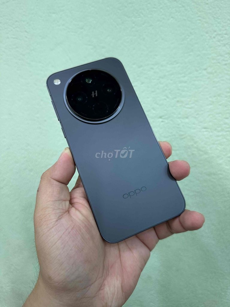 Oppo Find X8 256GB Đen Chính Hãng Mobile City. Mua bán Điện thoại tại Quận Thanh Khê Đà Nẵng được đăng bởi lê văn kiếm hình 1