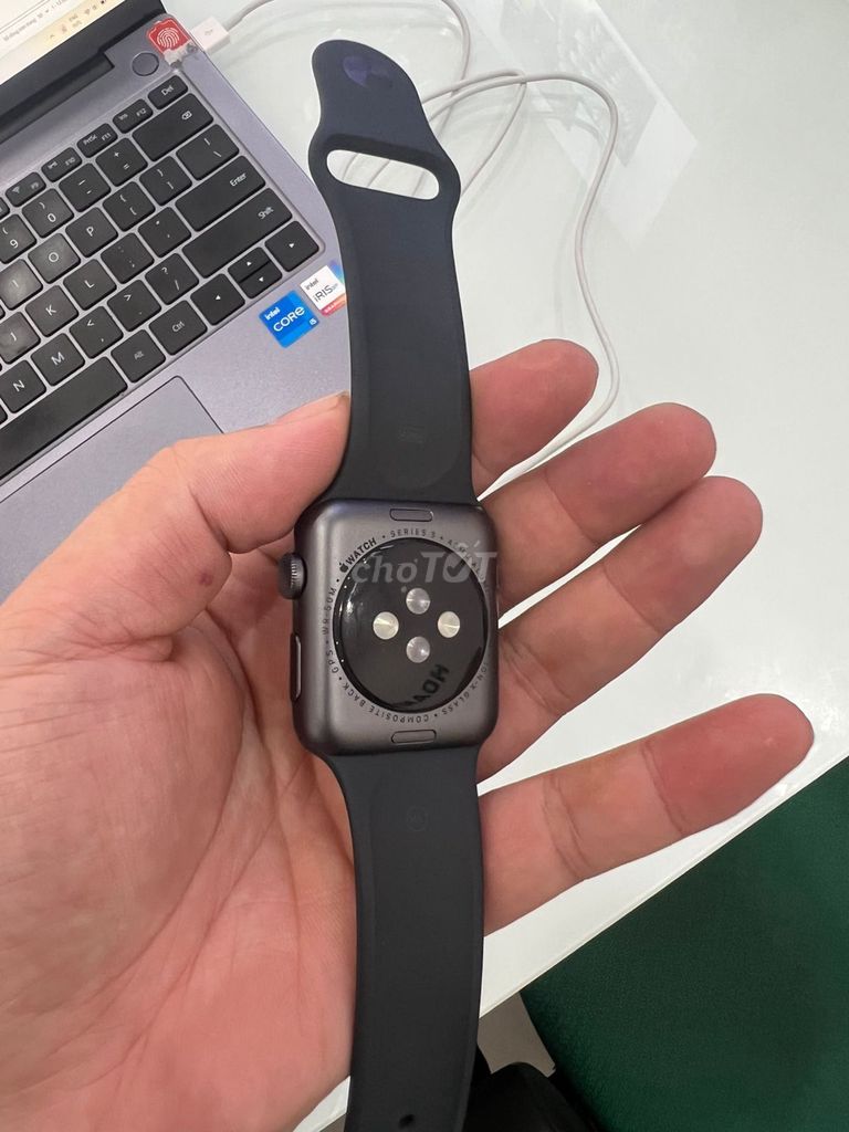 Apple Watch Series 3 42mm Đen bị lock icloud. Mua bán Thiết bị đeo thông minh tại Quận Hai Bà Trưng Hà Nội được đăng bởi Minh hình 1