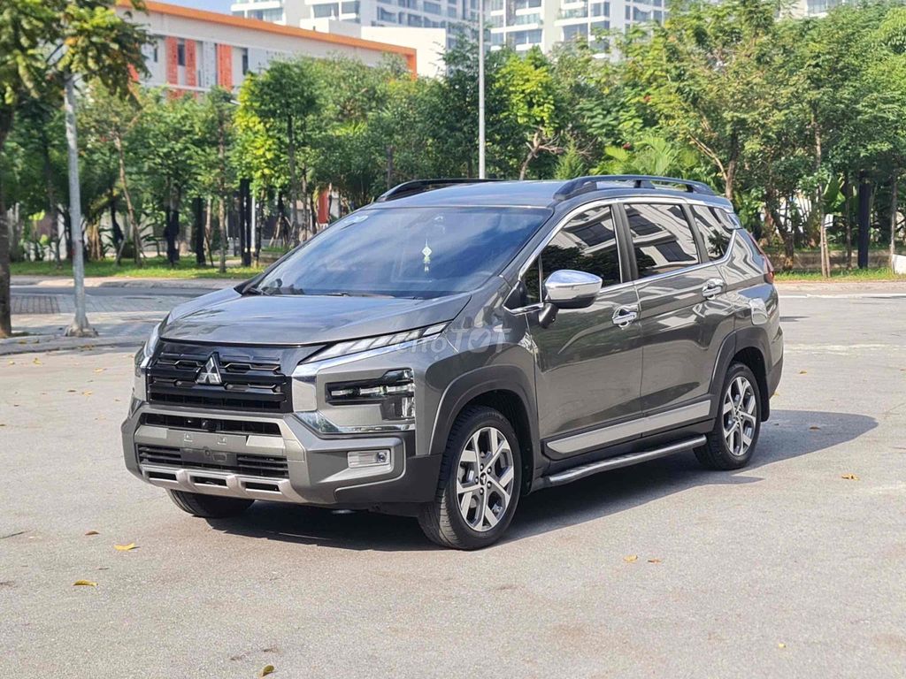 Mitsubishi Xpander Cross 2023 1.5 AT 50000 km. Mua bán Ô tô tại Quận Long Biên Hà Nội được đăng bởi Mr Tài Oto hình 3