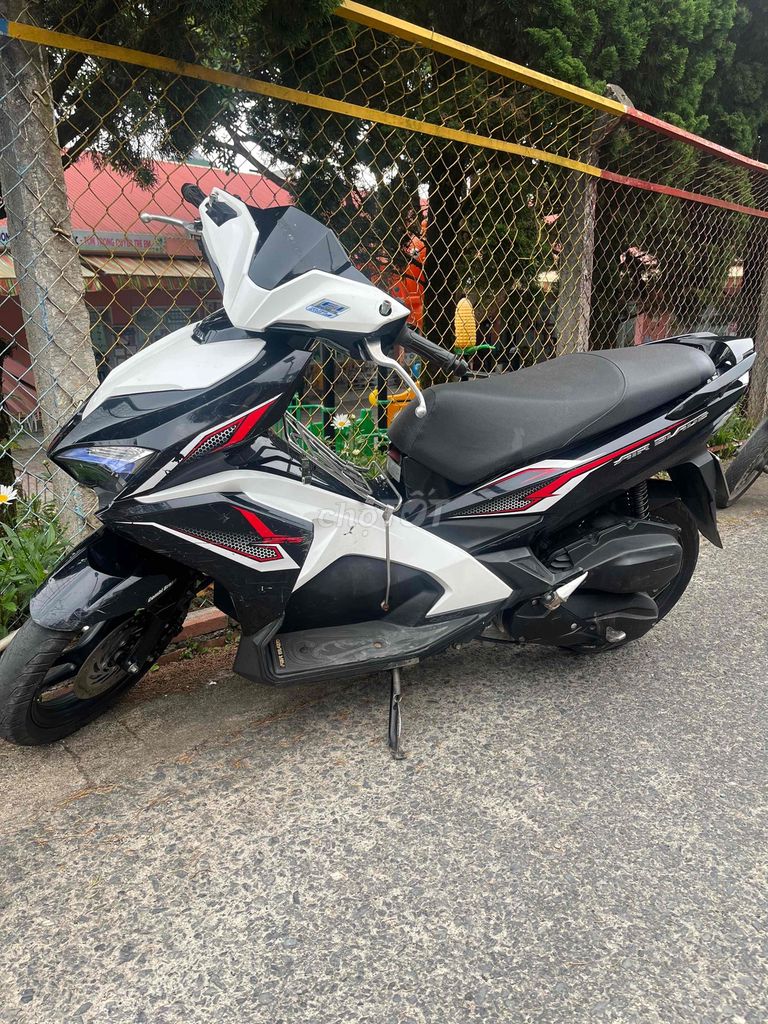 Honda Air Blade 2019 Đen trắng. Mua bán Xe máy tại Thành phố Đà Lạt Lâm Đồng được đăng bởi Thủy tiên  hình 1