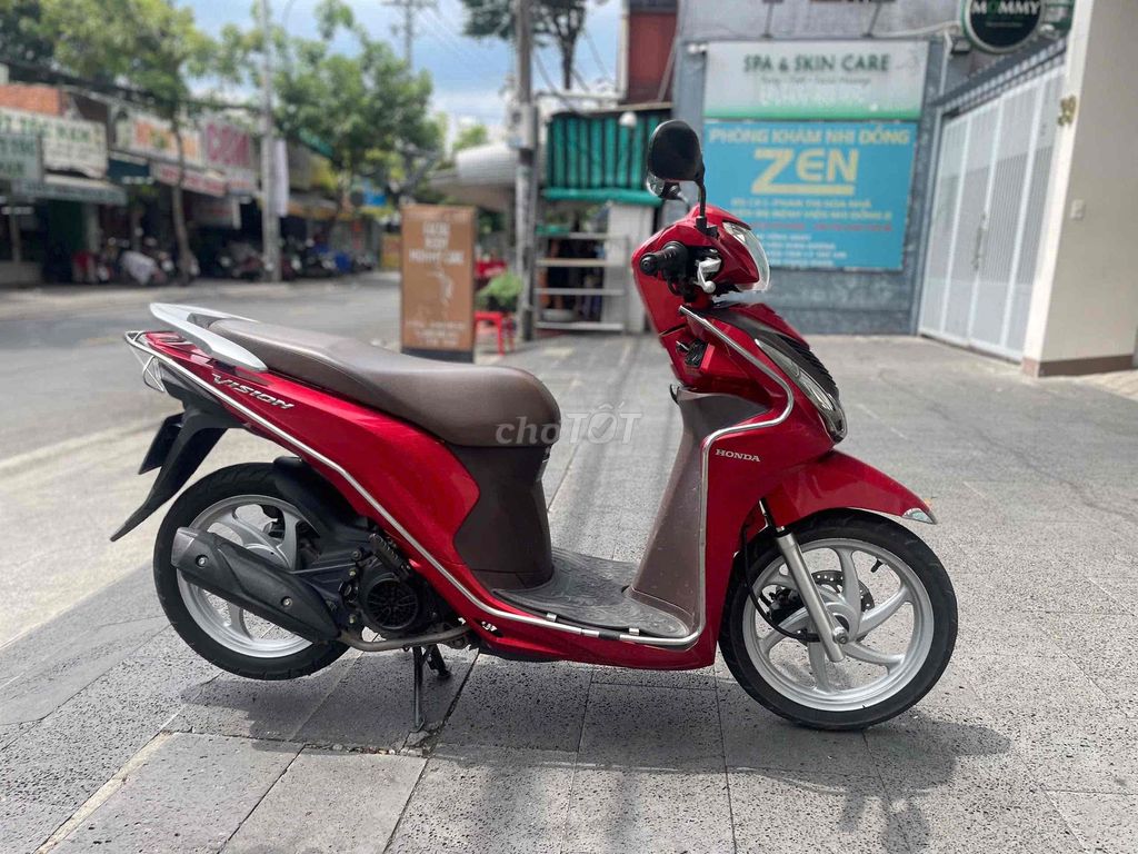 👉Vision dàn áo liền lạc, máy êm thì thầm. Mua bán Xe máy tại Quận 7 Tp Hồ Chí Minh được đăng bởi Xe Cũ Hiếu CT hình 5