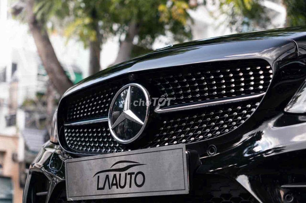 Mercedes C300 AMG 2019. Mua bán Ô tô tại Quận 7 Tp Hồ Chí Minh được đăng bởi Tiền Bùi LONGANH  hình 6