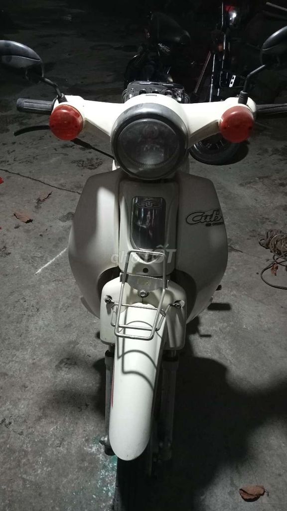 Em đăng bán hộ ông anh chiếc super cup. Mua bán Xe máy tại Thành phố Phủ Lý Hà Nam được đăng bởi duy hình 2