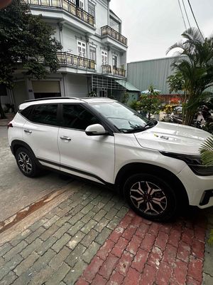 Kia Seltos 2022 Premium Trắng