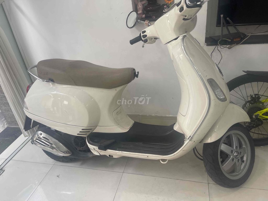 bán xe LX 125 Nữ đi, một đời chủ. Mua bán Xe máy tại Quận Bình Thạnh Tp Hồ Chí Minh được đăng bởi Tùng hình 5