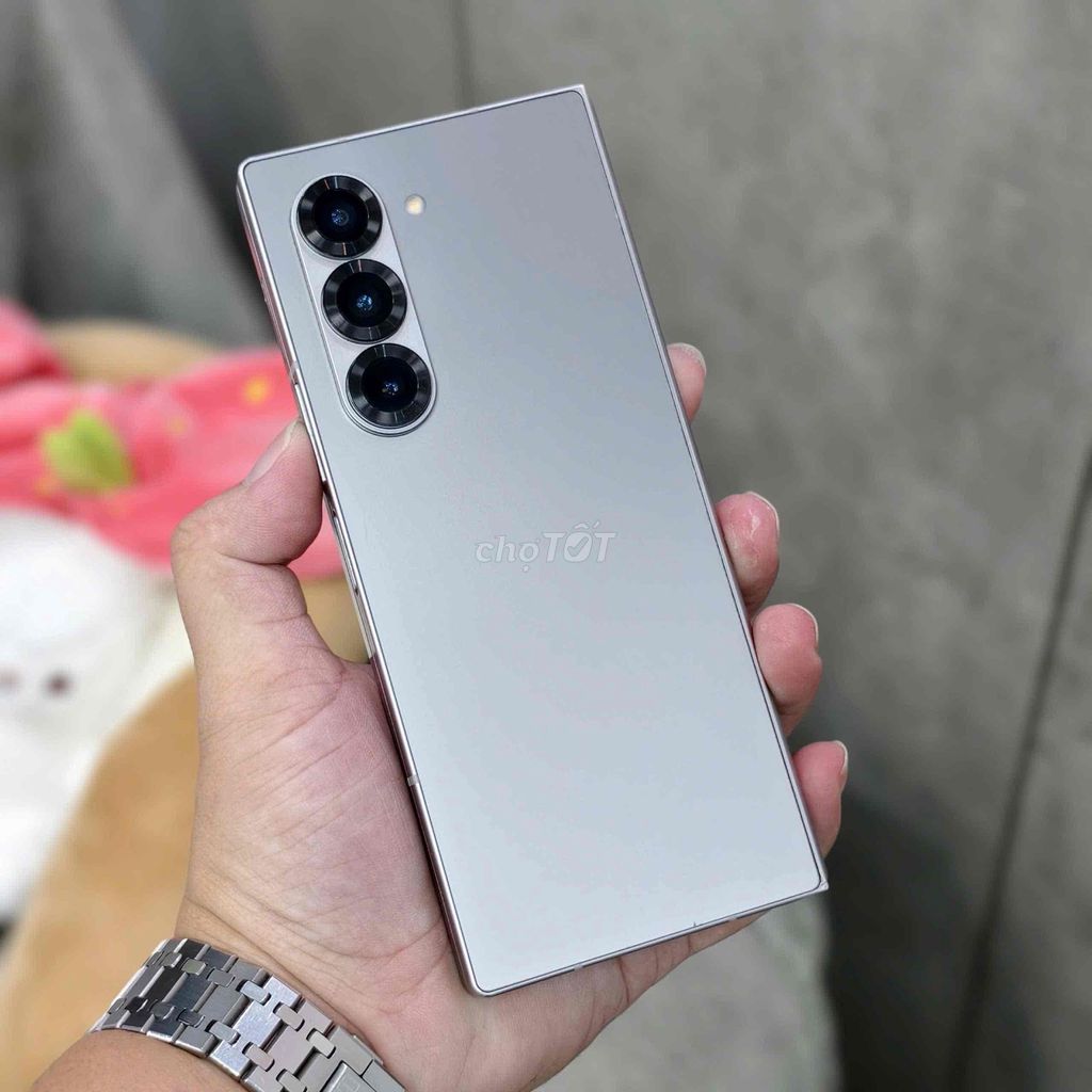 Samsung ZFold 6 256GB Bạc Chính hãng. Mua bán Điện thoại tại Quận Ninh Kiều Cần Thơ được đăng bởi SUN APPLE STORE hình 1