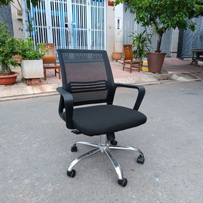 Thanh lý Ghế xoay văn phòng lưng lưới chân inox. Mua bán Đồ dùng văn phòng tại Quận Bình Thạnh Tp Hồ Chí Minh được đăng bởi Bàn Ghế Thanh Lý Phú Cường