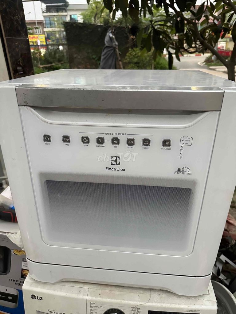 Máy rửa bát Electrolux ESF6010BW Trắng. Mua bán Bếp, lò, đồ điện nhà bếp tại Quận Nam Từ Liêm Hà Nội được đăng bởi Tiến hình 1