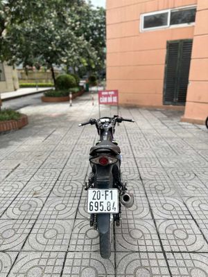 E cần bán để mua xe ga. Mua bán Xe máy tại Quận Bắc Từ Liêm Hà Nội được đăng bởi nguyễn văn thao
