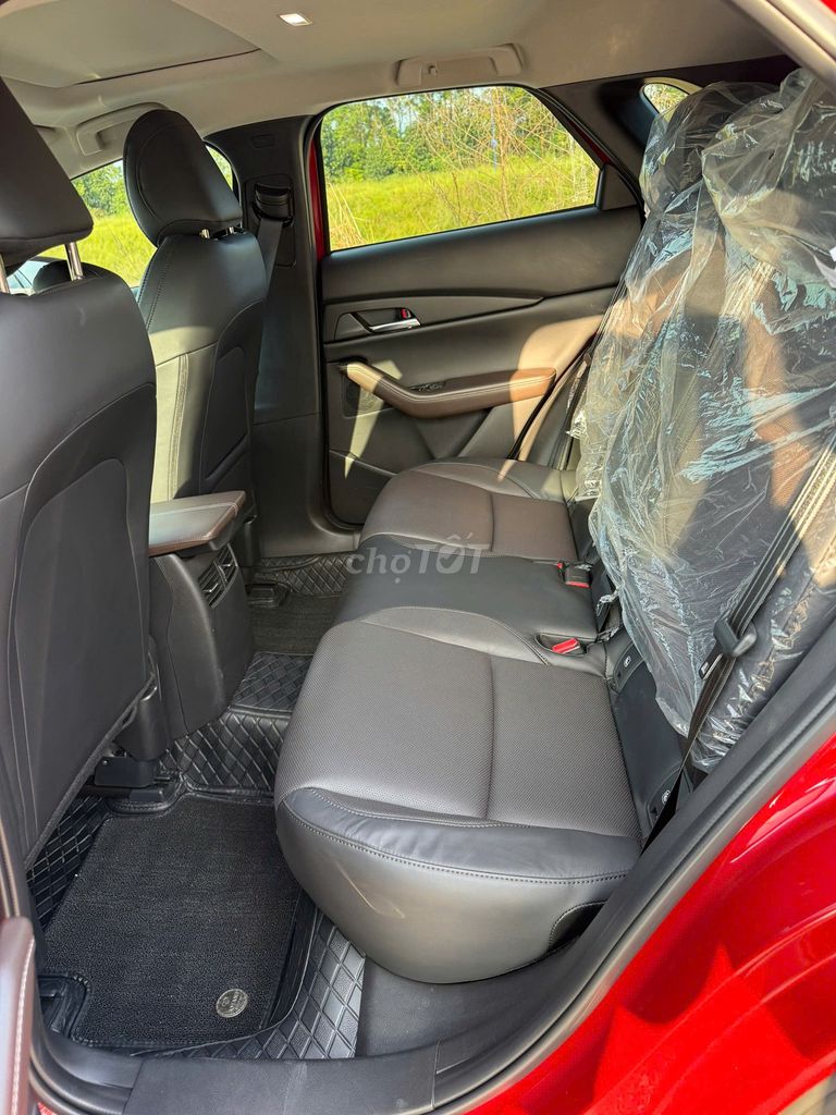 Mazda CX-30 2024 Premium 2.0 AT - 6000 km. Mua bán Ô tô tại Thành phố Việt Trì Phú Thọ được đăng bởi Heenr Ng hình 8