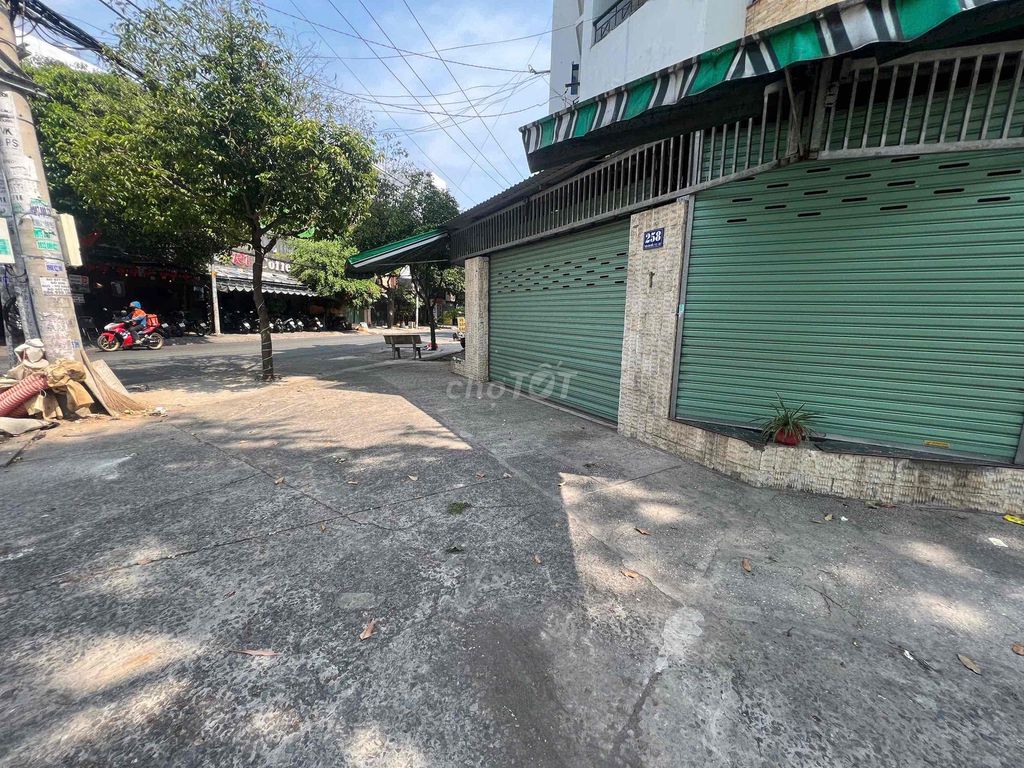 Bán Góc 2 Mặt Tiền Trần Văn Kiểu Với Đường 22 Ngay Metro Bình Phú