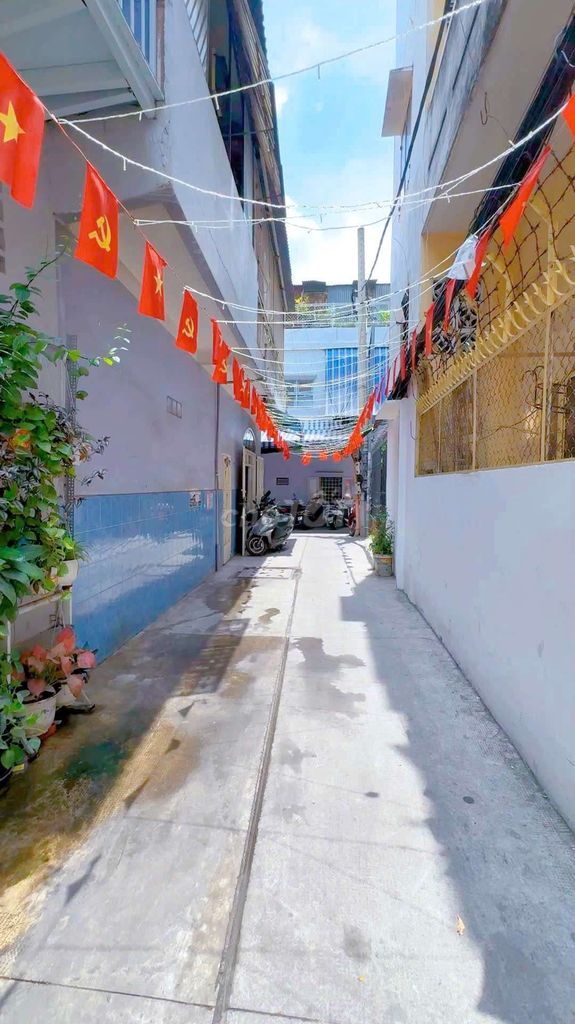 BÁN NHÀ KHU VỰC ĐẮC ĐỊA NGAY NGÃ TƯ CAO THẮNG VÀ ĐIỆN PHỦ Q.10. Mua bán Nhà ở tại Quận 10 Tp Hồ Chí Minh được đăng bởi Hoai Nam hình 13
