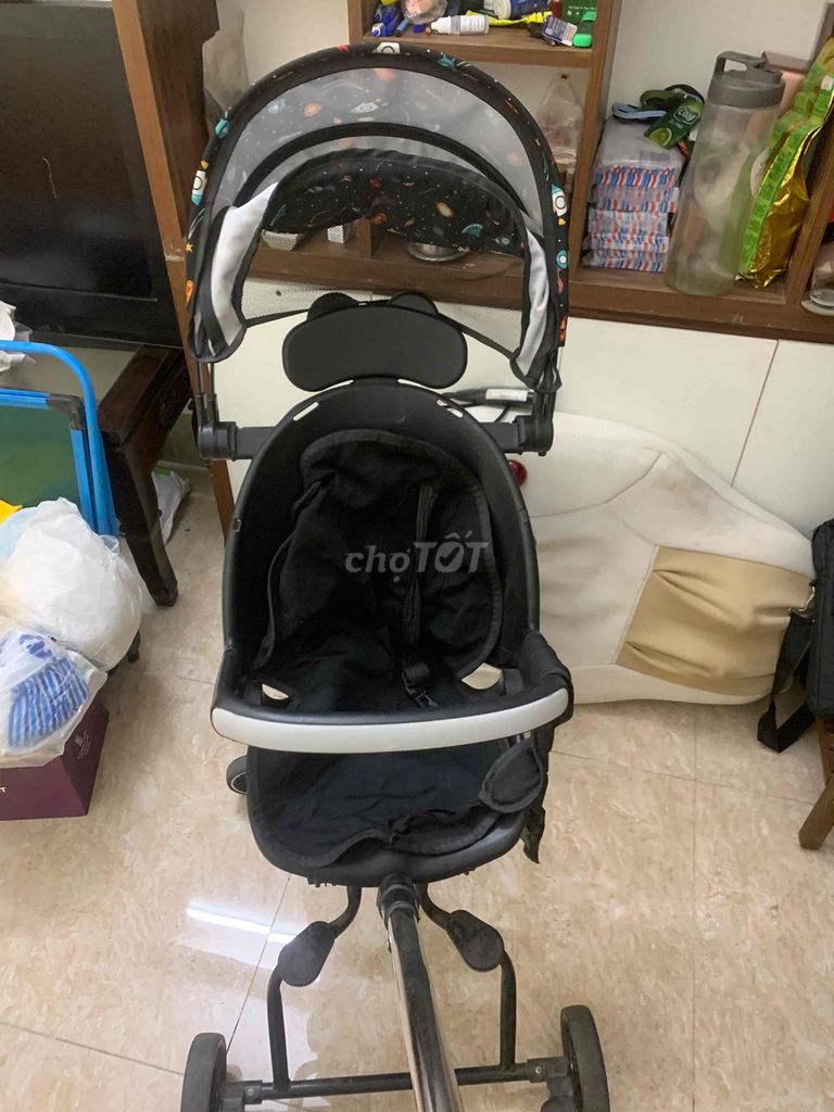Xe đẩy trẻ em Đen Đã sử dụng. Mua bán Mẹ và bé tại Quận Hai Bà Trưng Hà Nội được đăng bởi PhạmXuânLinh hình 1