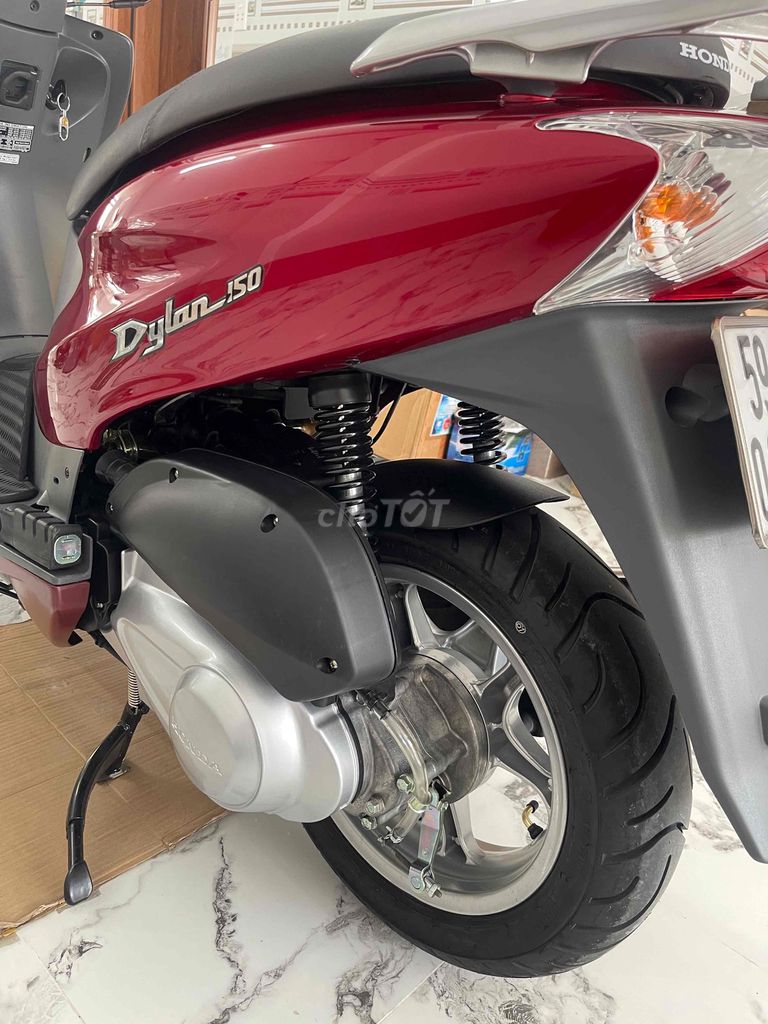 Honda Dylan 150 2003 Đỏ. Mua bán Xe máy tại Quận Bình Tân Tp Hồ Chí Minh được đăng bởi Cương hình 3