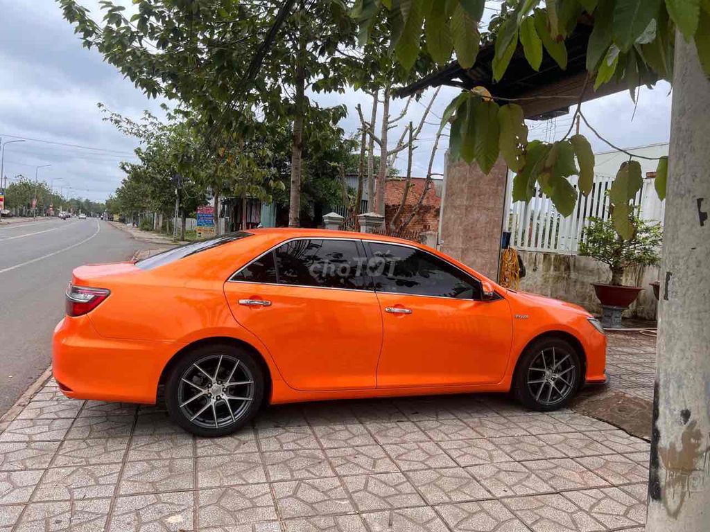 Toyota Camry 2016 2.0E xe gia đình