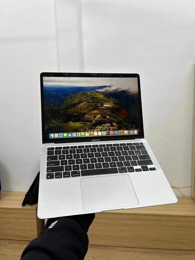 Macbook Air M1 99% Ram 8/256G Zin All Nguyên Bản