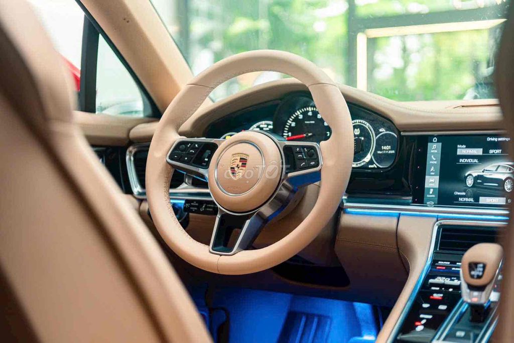 LONG ANH AUTO về Porsche Panamera model 2018. Mua bán Ô tô tại Quận 7 Tp Hồ Chí Minh được đăng bởi LongAnh AuTo  hình 8