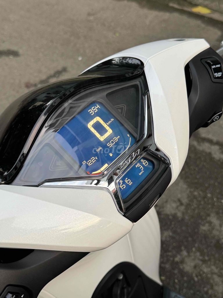 Honda SH 125i Trắng 500km như xe new. Mua bán Xe máy tại Quận Gò Vấp Tp Hồ Chí Minh được đăng bởi CHXM 86 chuyên bán xe trả góp hình 7