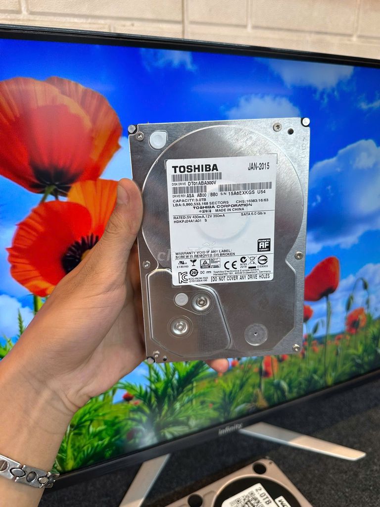 Ổ cứng HDD Toshiba 3TB e tháo máy. Mua bán Linh kiện (RAM, Card...) tại Quận Phú Nhuận Tp Hồ Chí Minh được đăng bởi tiến tài 770 nguyễn kiệm p4 quận phú nhuận hình 1