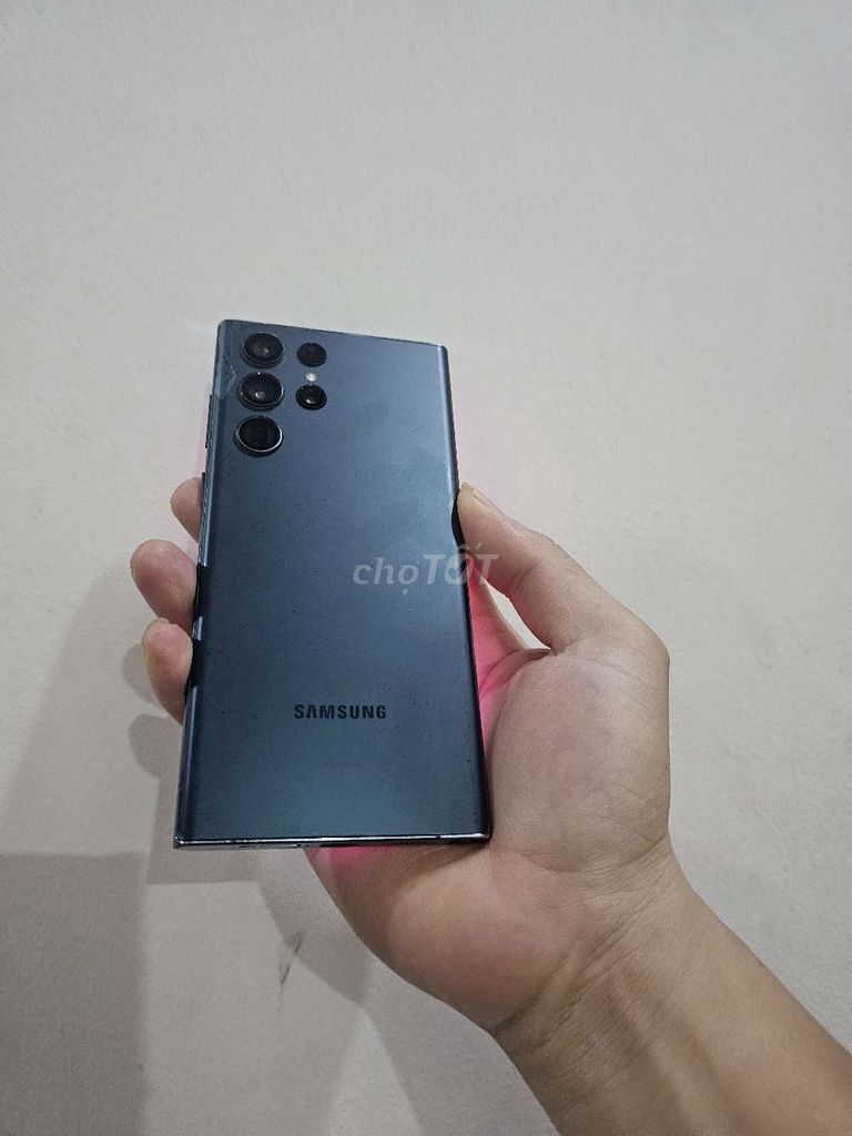 Samsung Galaxy S22 Ultra sọc mỹ 128gb. Mua bán Điện thoại tại Quận Hải Châu Đà Nẵng được đăng bởi anh hình 1
