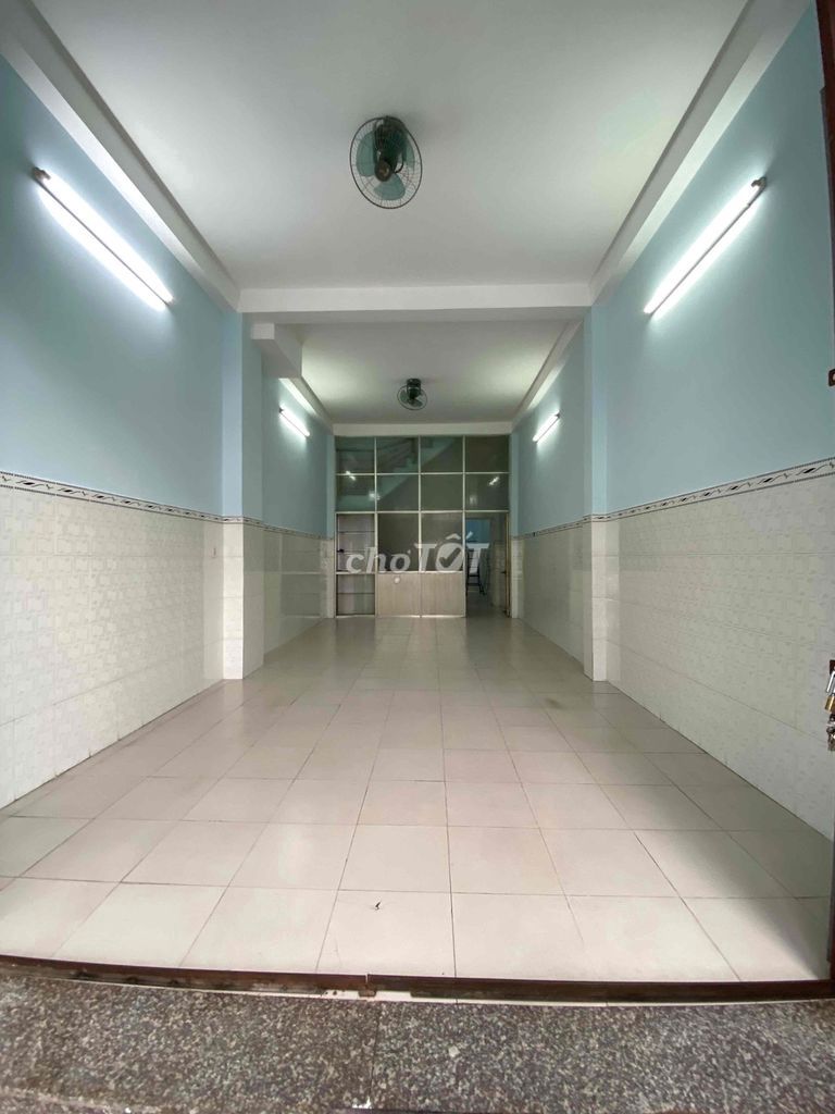 Аренда · 3 комн. · 80 м² · Quận Tân Phú, ул. Đường Phạm Ngọc