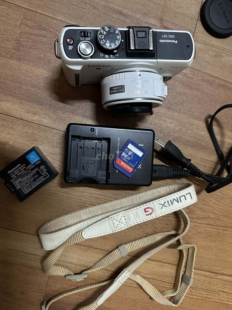 Máy ảnh Panasonic Lumix GF1. Mua bán Máy ảnh, Máy quay tại Quận 8 Tp Hồ Chí Minh được đăng bởi Thuỵ Vũ hình 1