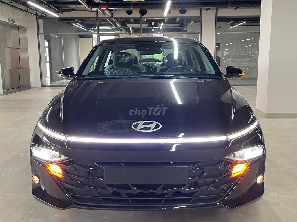 Hyundai Accent 2025 Cao cấp 1.5 AT. Mua bán Ô tô tại Quận Hoàng Mai Hà Nội được đăng bởi Em Mạnh Hyundai Đông Đô hình 2