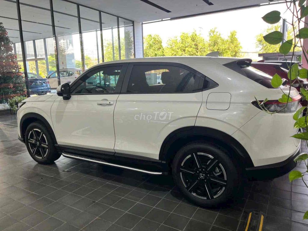 HONDA HRV G 2025 - Siêu Lướt 680 km. Mua bán Ô tô tại Quận 7 Tp Hồ Chí Minh được đăng bởi Showroom Honda Ôtô Sài Gòn Quận 7 hình 3