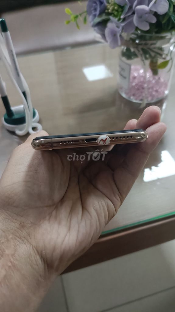 Apple iPhone XS Max 256GB Vàng. Mua bán Điện thoại tại Thành phố Kon Tum Kon Tum được đăng bởi Nguyễn Thành Đạt hình 1