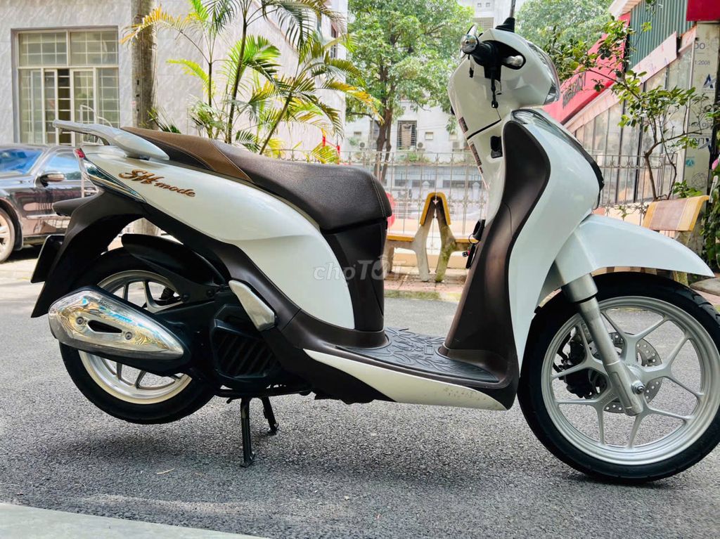HONDA SH MODE 125 TRẮNG NÂU NGUYÊN BẢN BIỂN 29. Mua bán Xe máy tại Quận Nam Từ Liêm Hà Nội được đăng bởi TRÍ KIÊN hình 3
