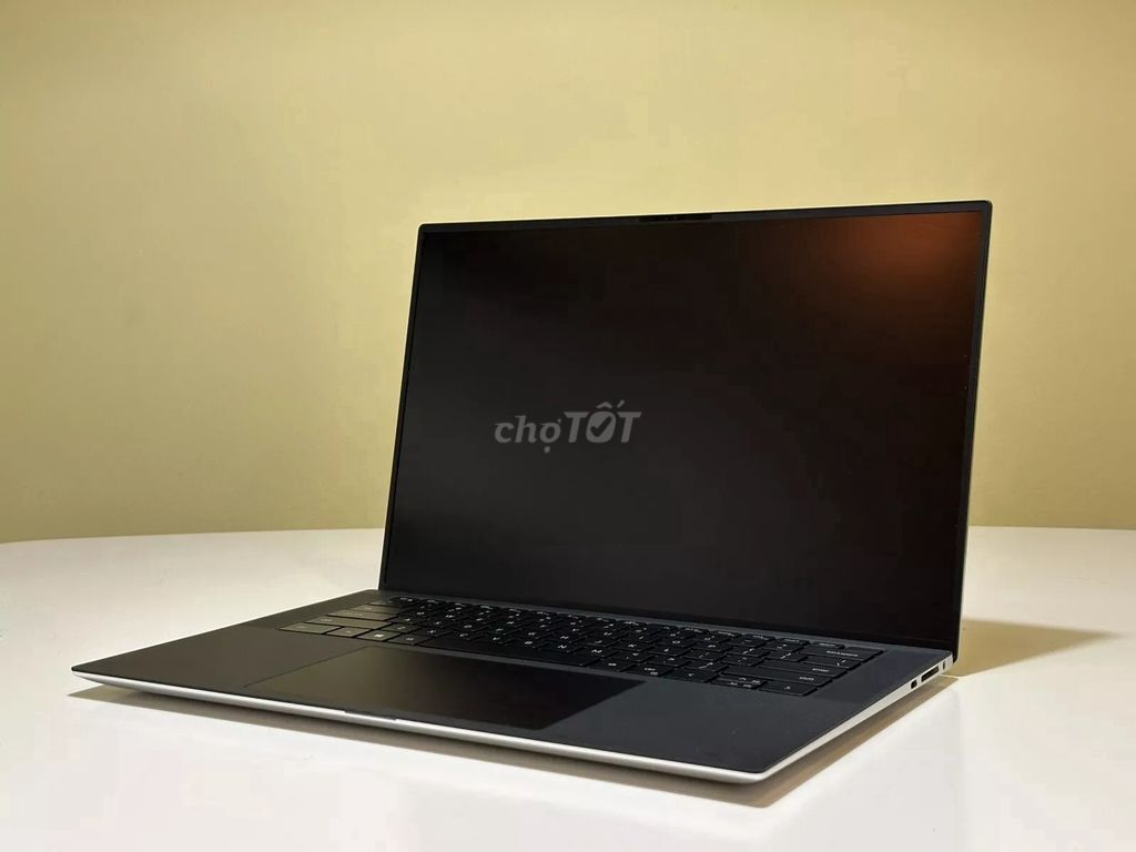 Laptop Dell XPS 15 9510 I7 GEN 11 2022 RAM 16G