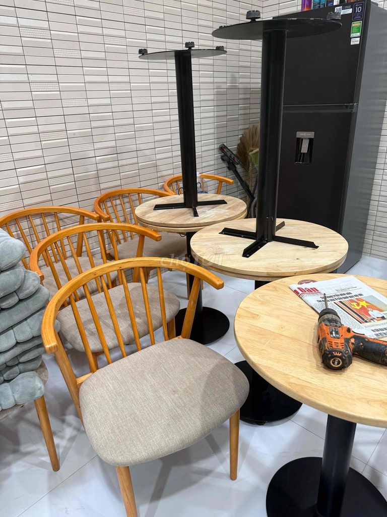 Bàn ghế cà phê Gỗ tự nhiên. Mua bán Bàn ghế tại Thành phố Buôn Ma Thuột Đắk Lắk được đăng bởi Lê Anh Vinh hình 1