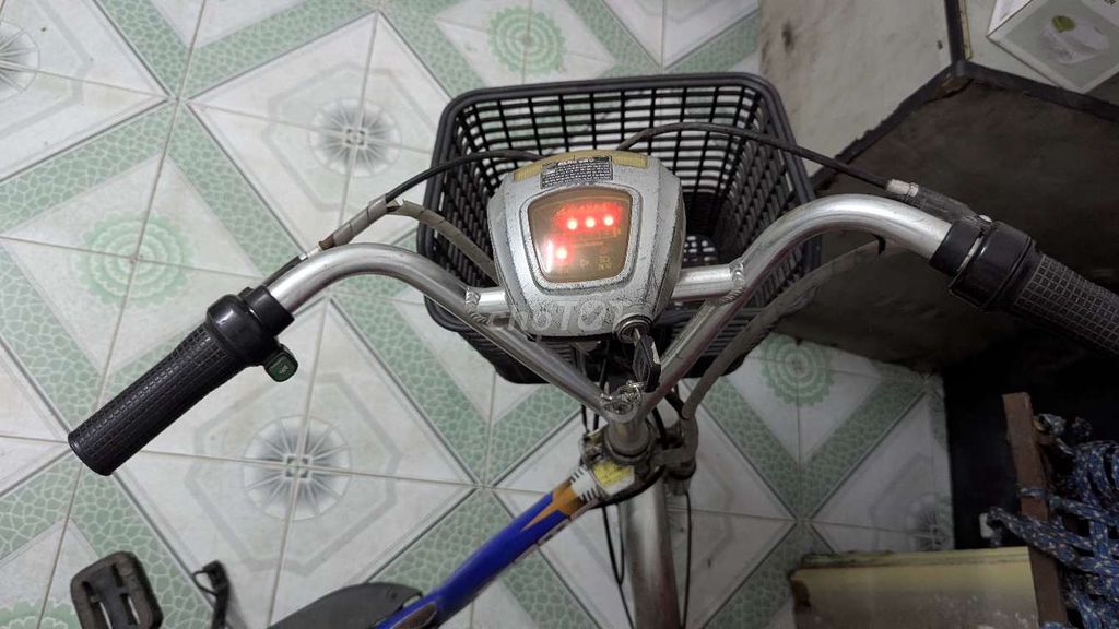 Xe đạp điện màu xanh hiệu Asama. Mua bán Xe điện tại Quận Thanh Khê Đà Nẵng được đăng bởi truongbui hình 1