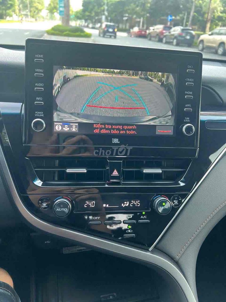 Toyota Camry 2.5Q sx 2022 màu đen siêu nét. Mua bán Ô tô tại Quận Cầu Giấy Hà Nội được đăng bởi Cao Quý hình 10