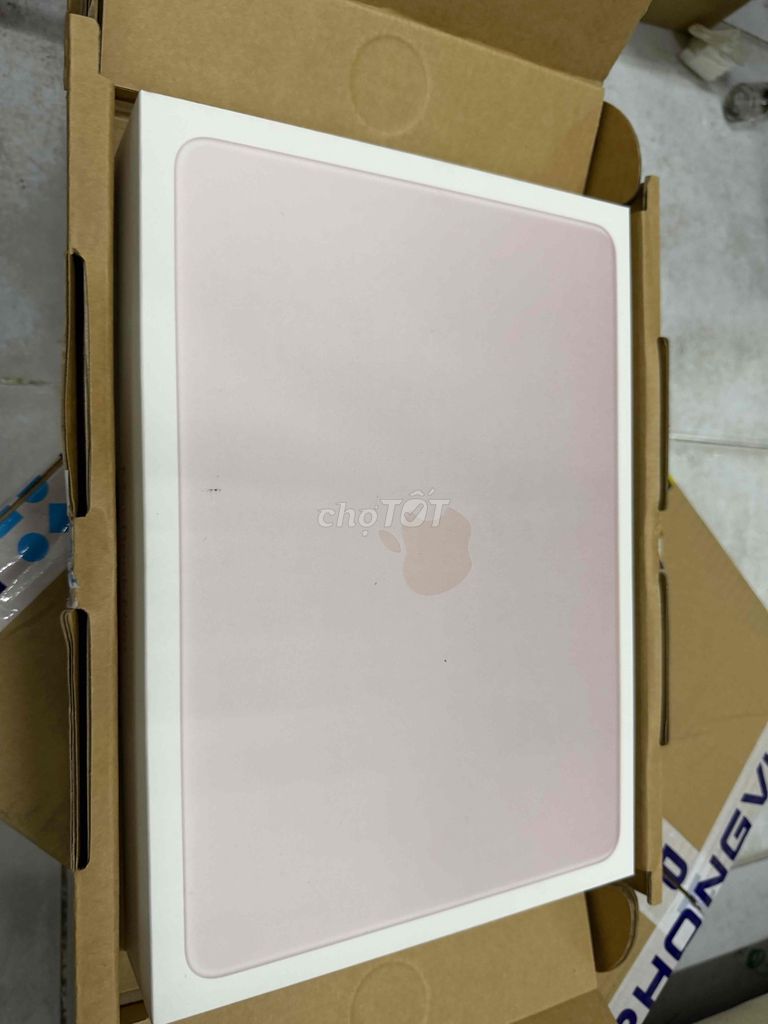 Macbook Neo Hồng Fullbox New Seal 8/256. Mua bán Laptop tại Quận Gò Vấp Tp Hồ Chí Minh được đăng bởi Cửa Hàng BT Mobile Chuyên Iphone Quốc Tế Giá Tốt hình 1