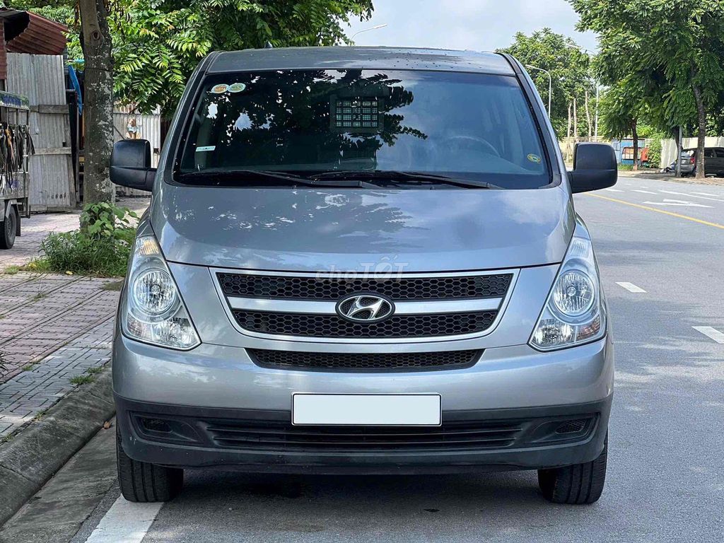 Hyundai Starex 2011 2.5D MT - 130000 km. Mua bán Ô tô tại Quận 7 Tp Hồ Chí Minh được đăng bởi Lethai hình 12