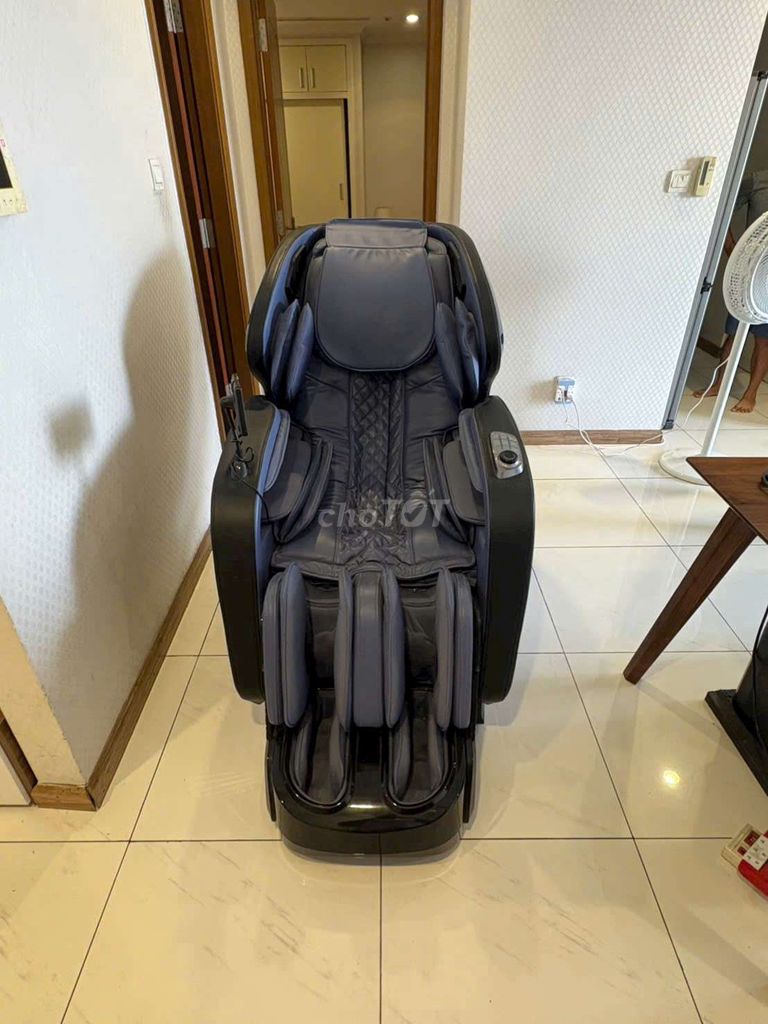 Ghế massage Azaki Z500 Da cao cấp Nâu. Mua bán Bàn ghế tại Quận Phú Nhuận Tp Hồ Chí Minh được đăng bởi Diep Giang hình 1