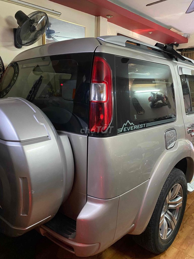 Ford Everest 2012 xe nhà ít sử dụng không chạy DV. Mua bán Ô tô tại Quận 10 Tp Hồ Chí Minh được đăng bởi Lê Kim Du hình 3