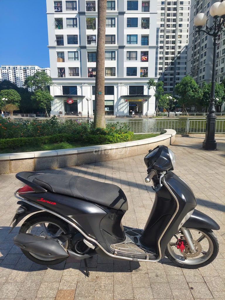 Bán xe Yamaha Janus mầu đen nhám chính chủ. Mua bán Xe máy tại Quận Hoàng Mai Hà Nội được đăng bởi Lê văn tình hình 1