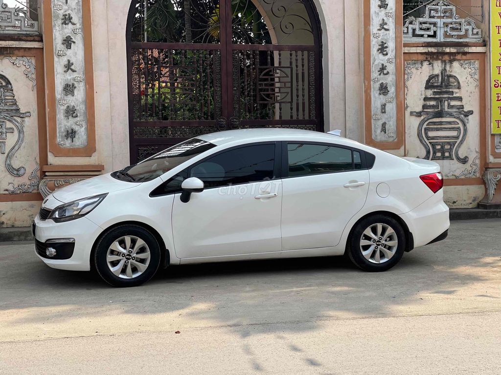 Kia Rio 2016 1.4 MT Sedan